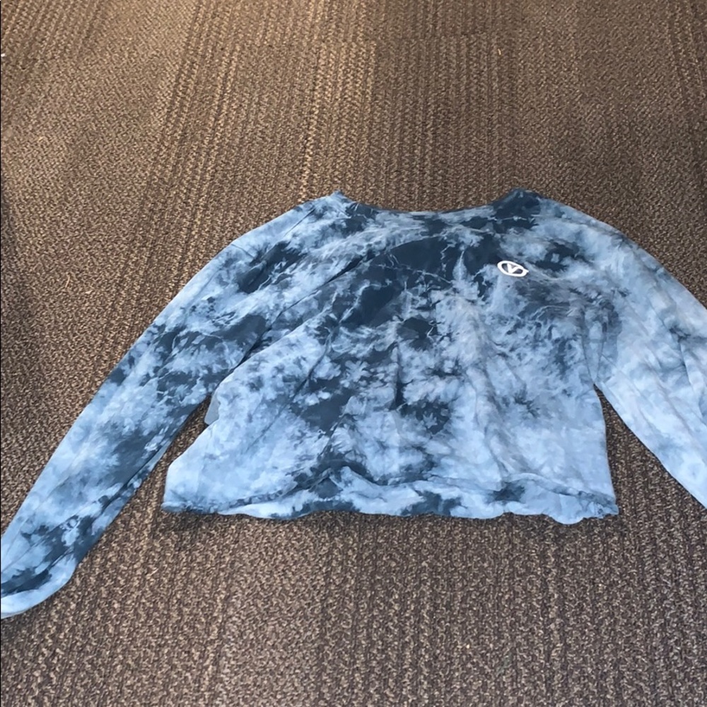 off the walls vans cropped tee